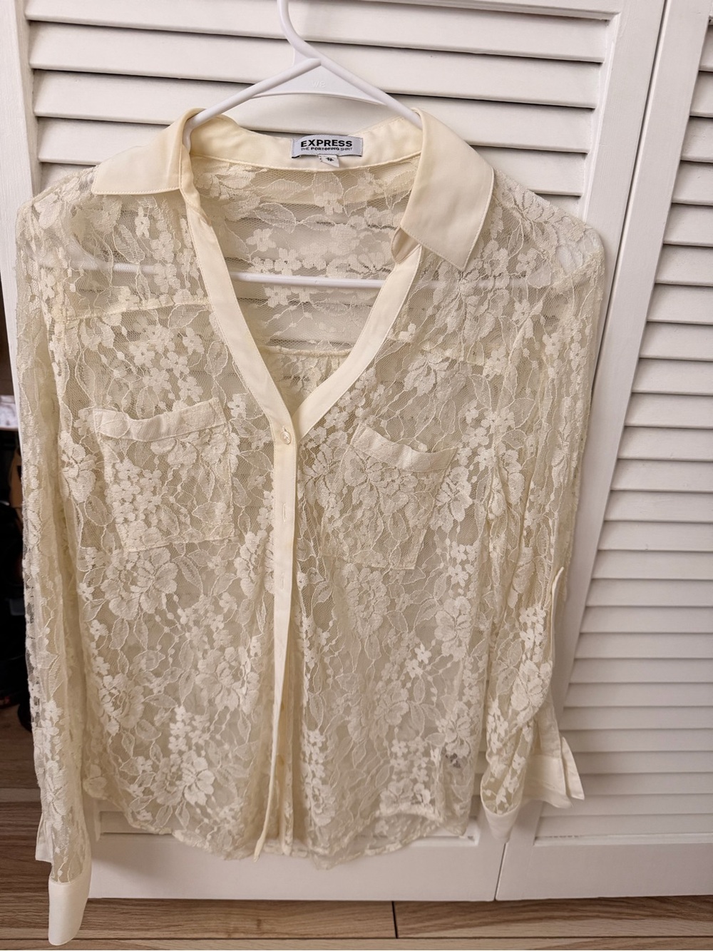 Express Lace Portofino  Button-Front Shirt in Cream
